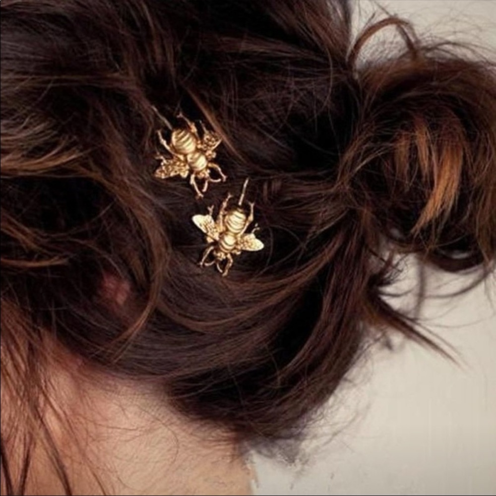 🐝 *Back In Stock*Bumblebee Hair Pin Set